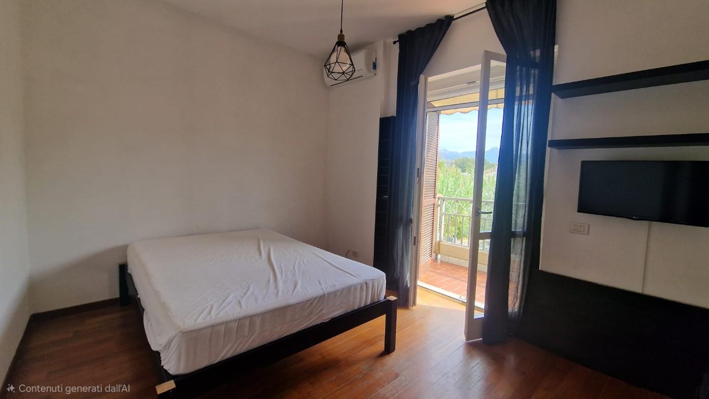 Villa - Marina Di Carrara, Carrara (17/25)