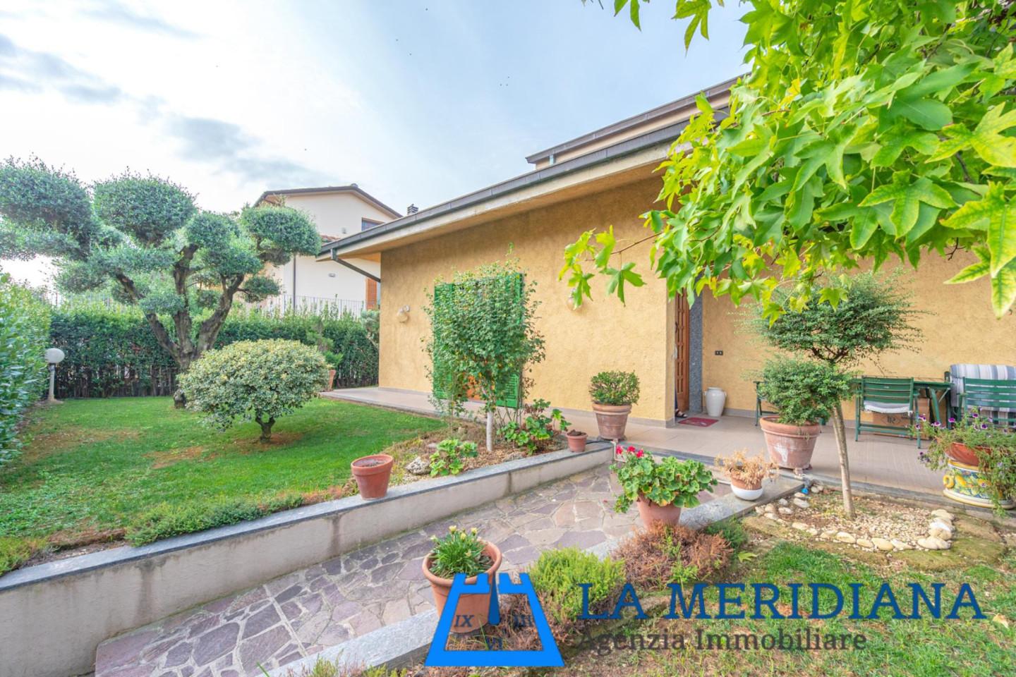Villa a Lamporecchio