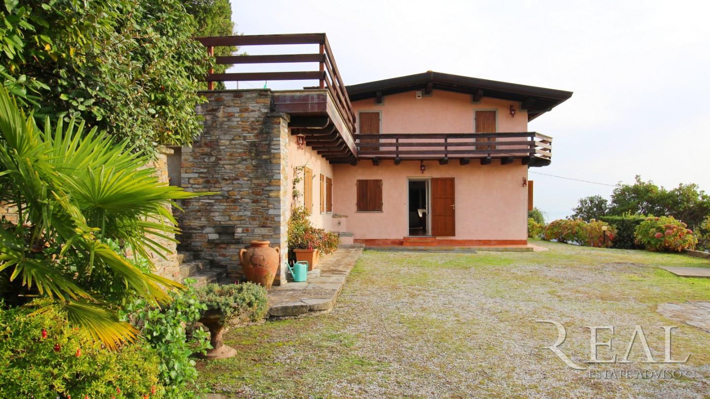 Villa singola in vendita a Montignoso (MS)
