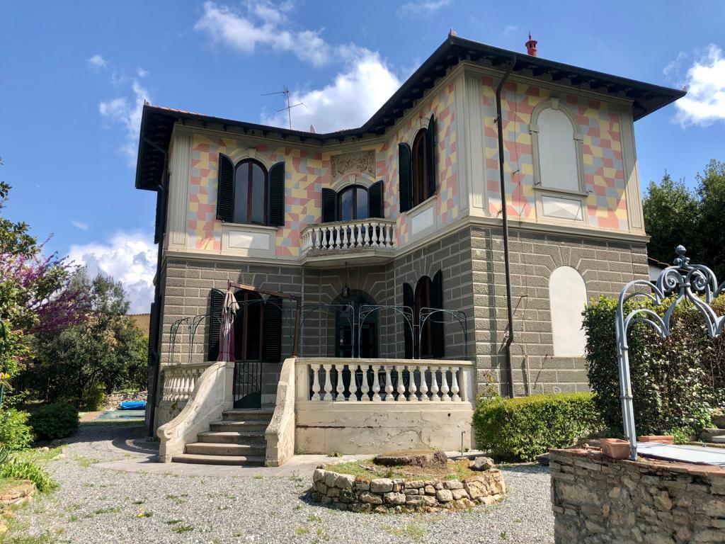 Villa singola a Collesalvetti