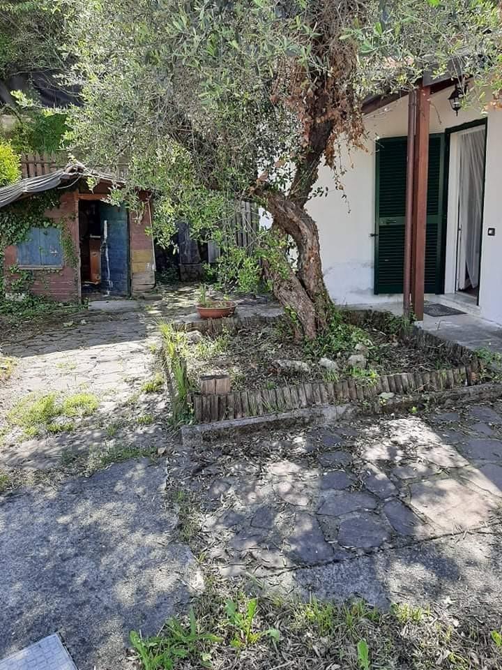 Casa singola in vendita a Vezzano Ligure (SP)