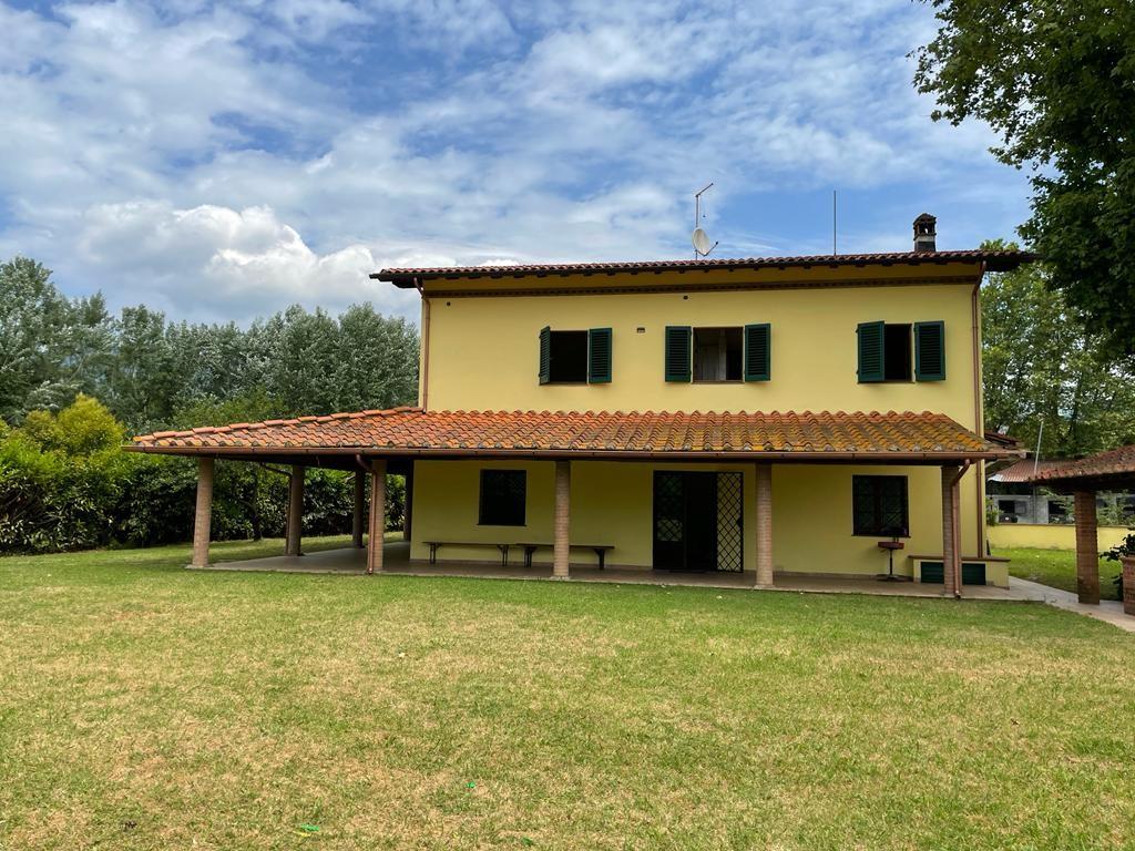 Villa in vendita - Capezzano, Pietrasanta