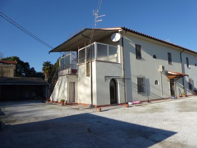 Porzione di casa in vendita a Arena Metato, San Giuliano Terme (PI)