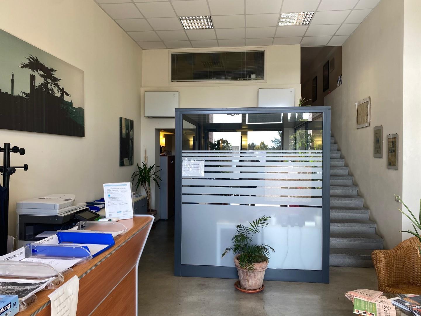 Laboratorio in affitto commerciale a Siena