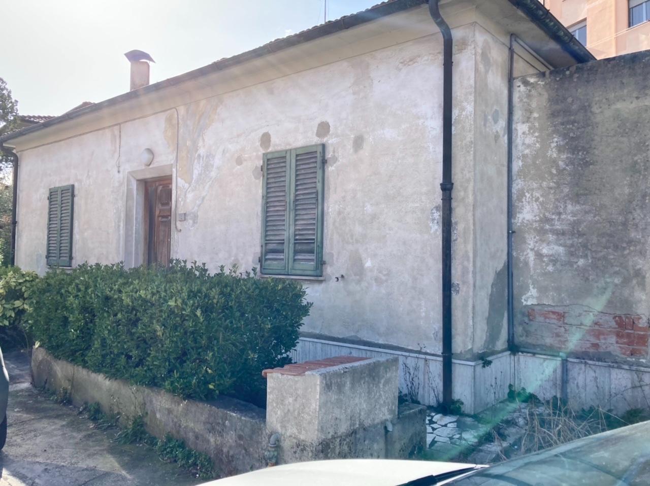 Viareggina in vendita a Cascina | Agenzia Toscana Immobiliare