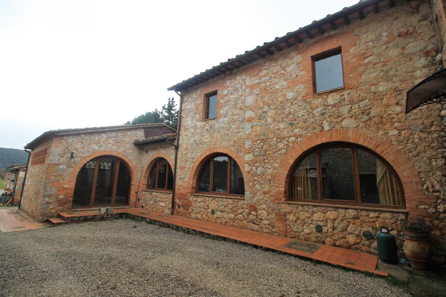 Portion of house for sale in Monteriggioni (SI)