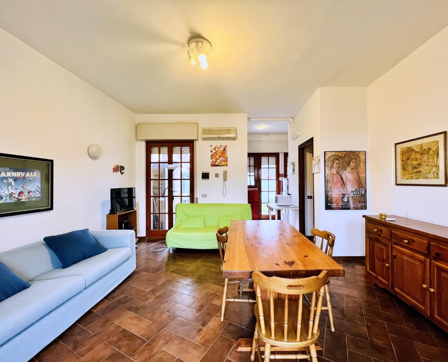 Appartamento in case vacanze a Pietrasanta (LU)