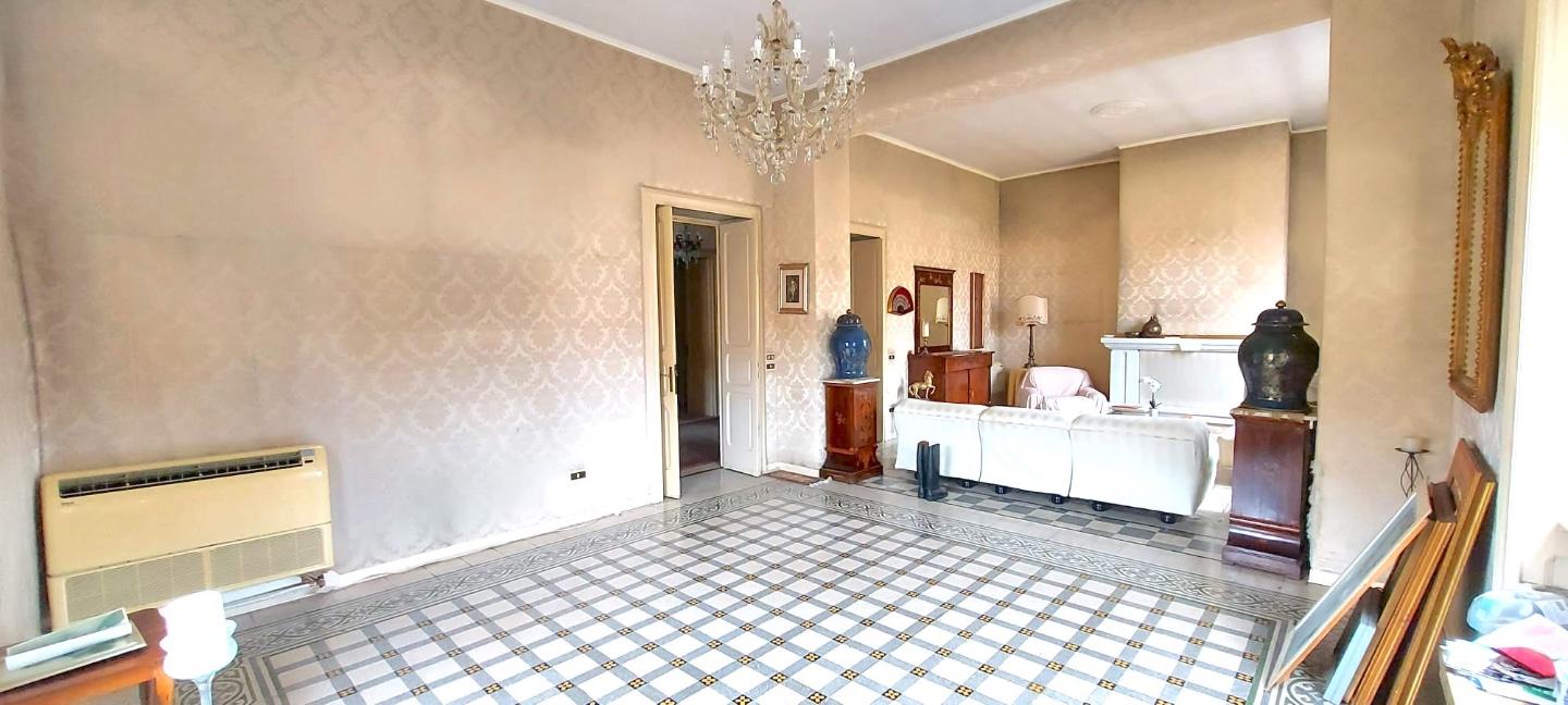 Villa singola in vendita a Carrara (MS)