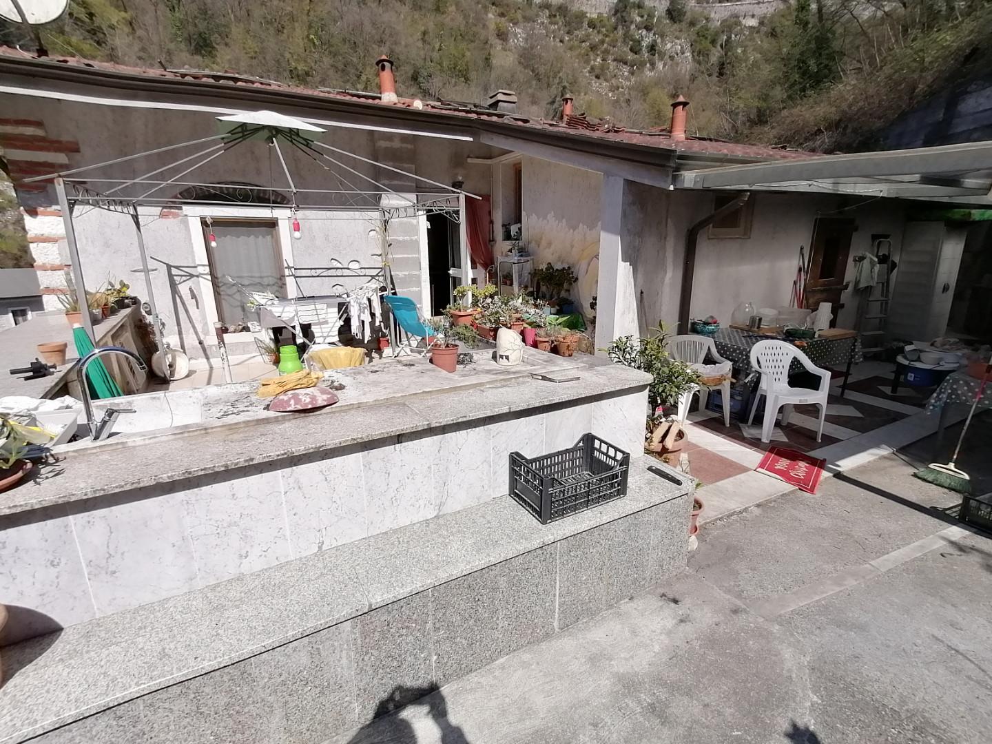 Porzione di casa in vendita - Centro, Carrara