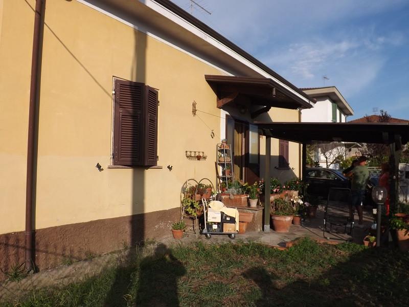 Casa indipendente in vendita a Fossone, Carrara (MS)