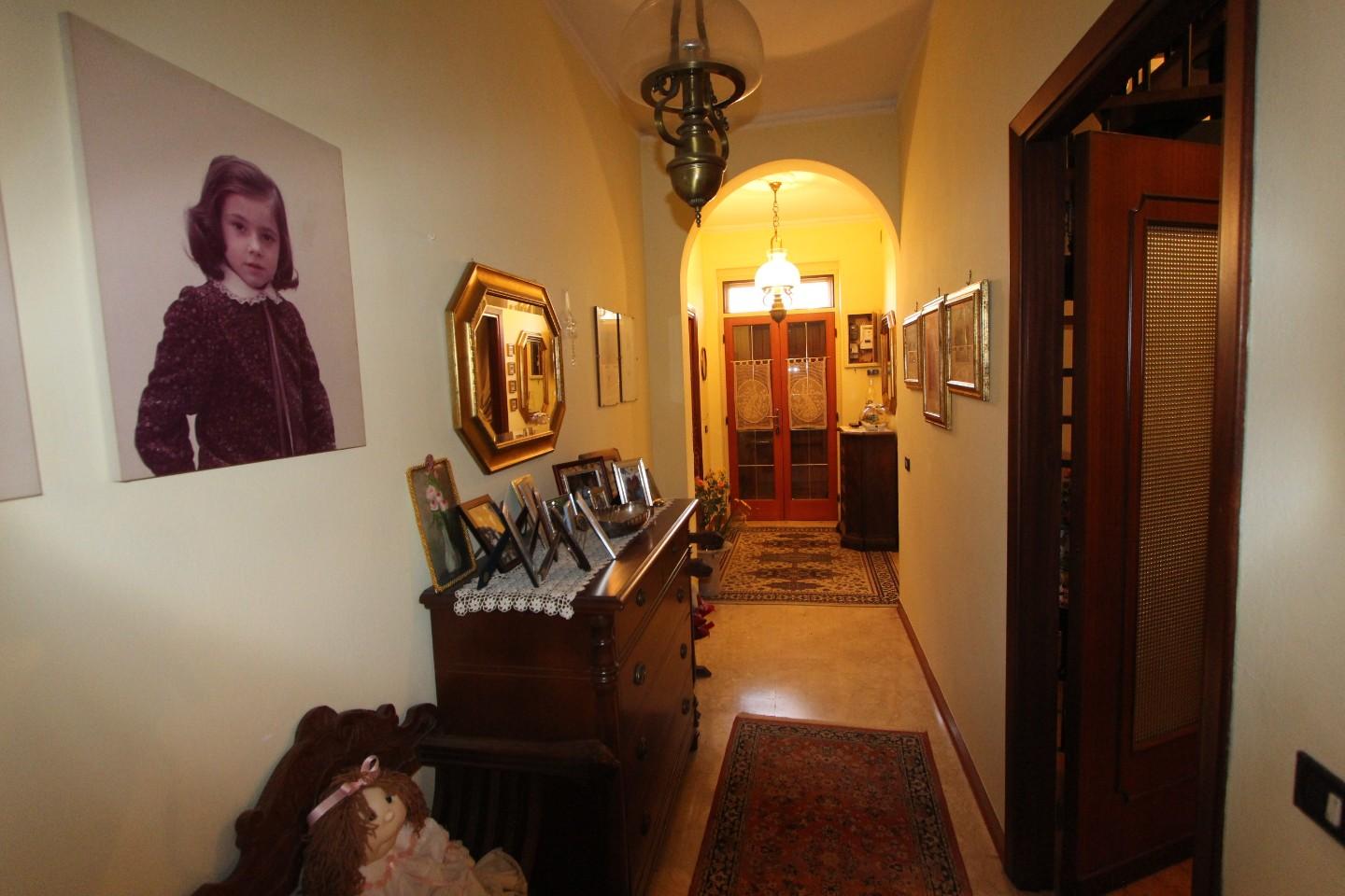 Villa singola in vendita, rif. VI 0820-300