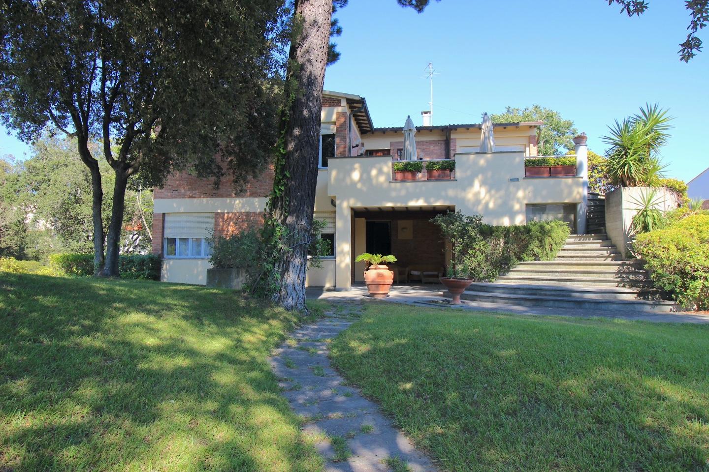 Villa in vendita a Pisa | Agenzia Toscana Immobiliare