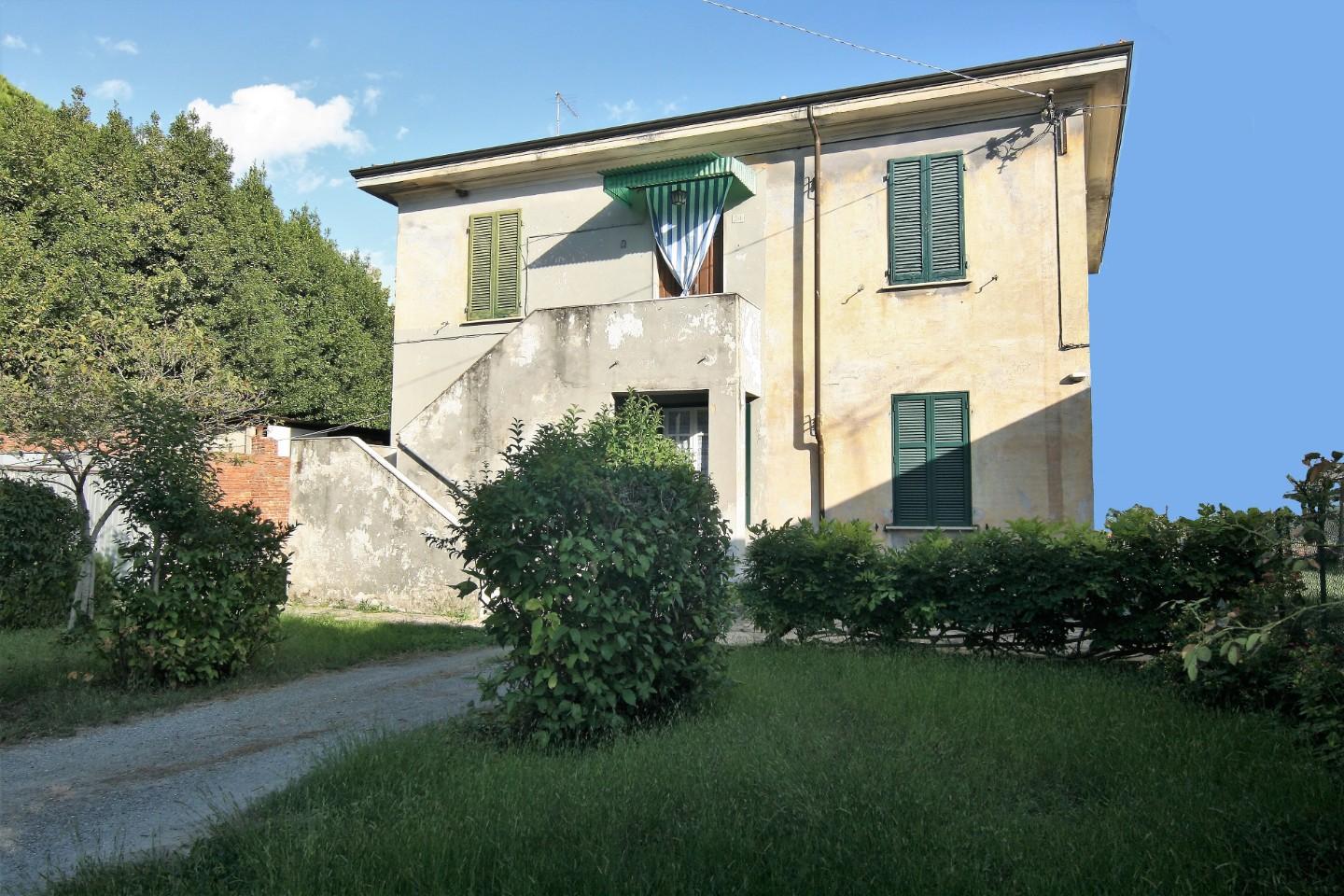 Casa semi-indipendente in vendita a Avenza, Carrara (MS)