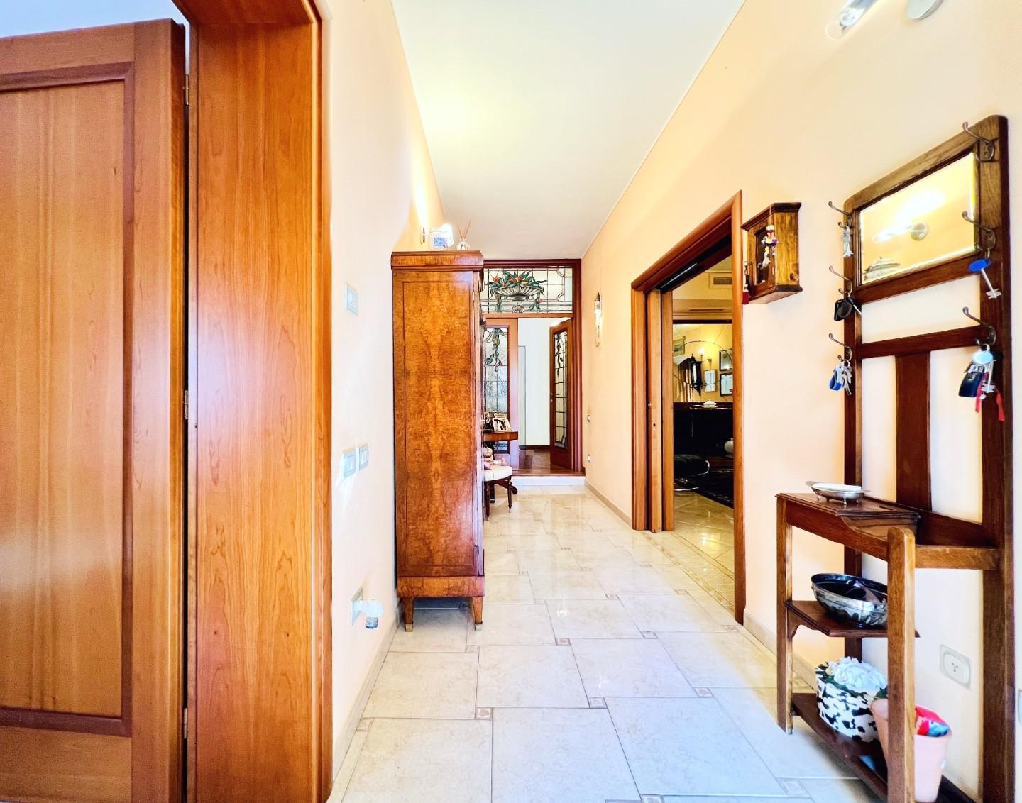 Casa semindipendente in vendita - Lido Di Camaiore, Camaiore