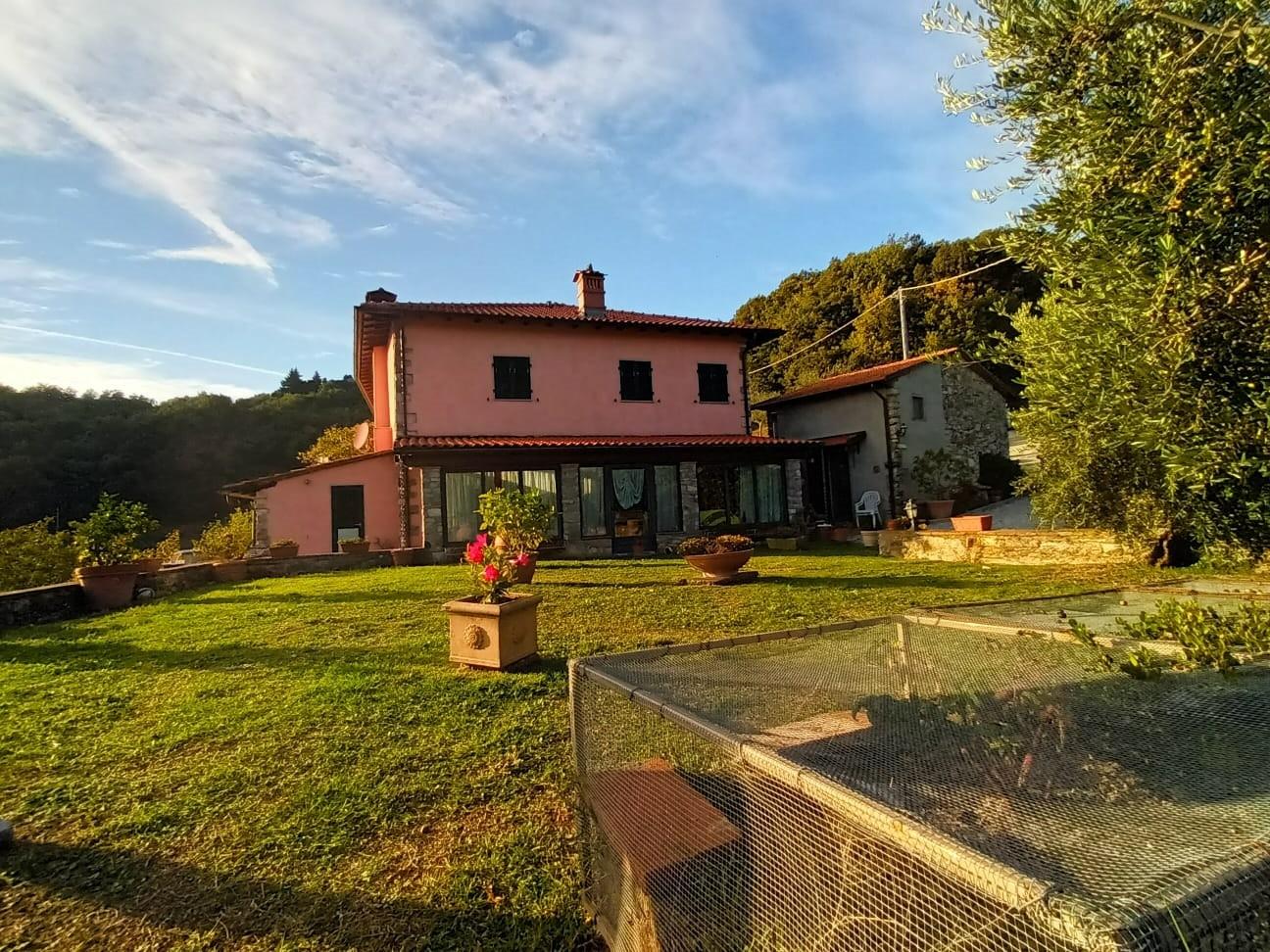 Villa in vendita a Monsagrati, Pescaglia (LU)