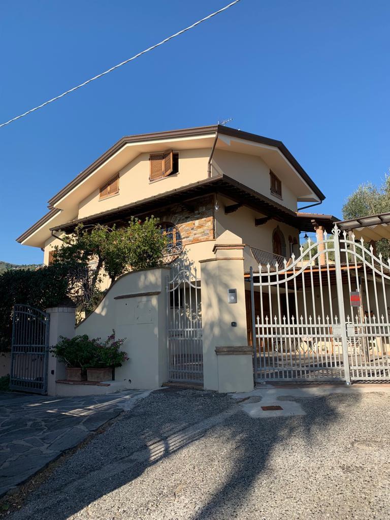 Villa in vendita - Bargecchia, Massarosa