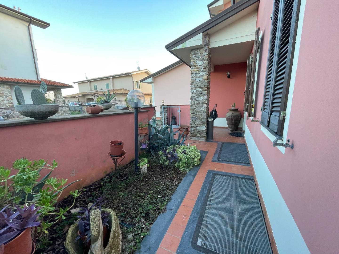 Casa semindipendente in vendita a Crespina lorenzana | Agenzia Toscana Immobiliare