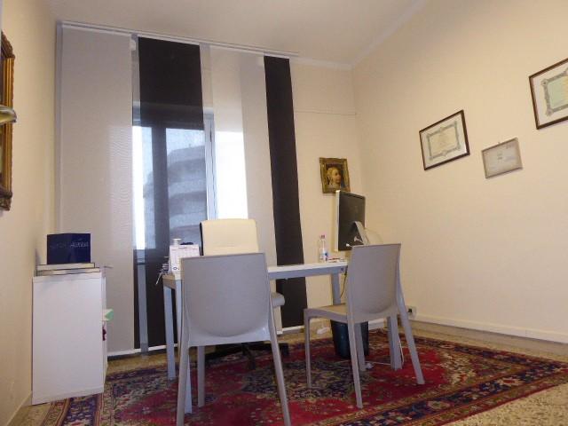 Ufficio in affitto commerciale a Pisa
