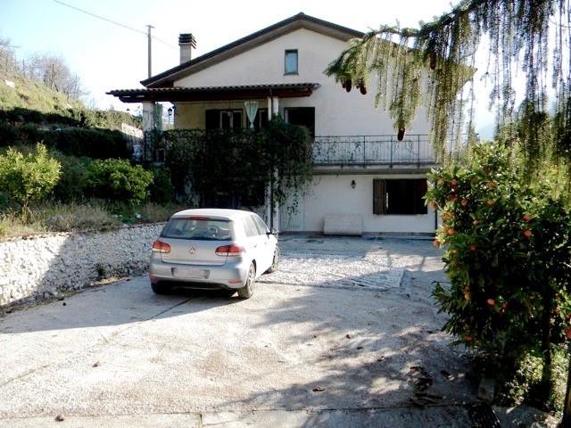 Casa singola in vendita a Seravezza (LU)