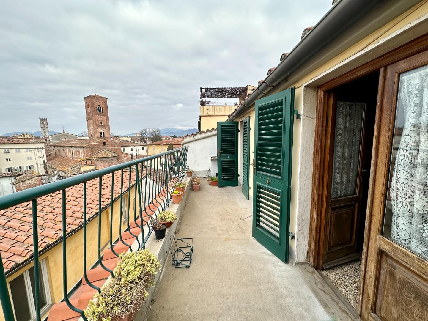 Appartamento, Via della Zecca,, Centro storico, Vendita - Lucca (Lucca)