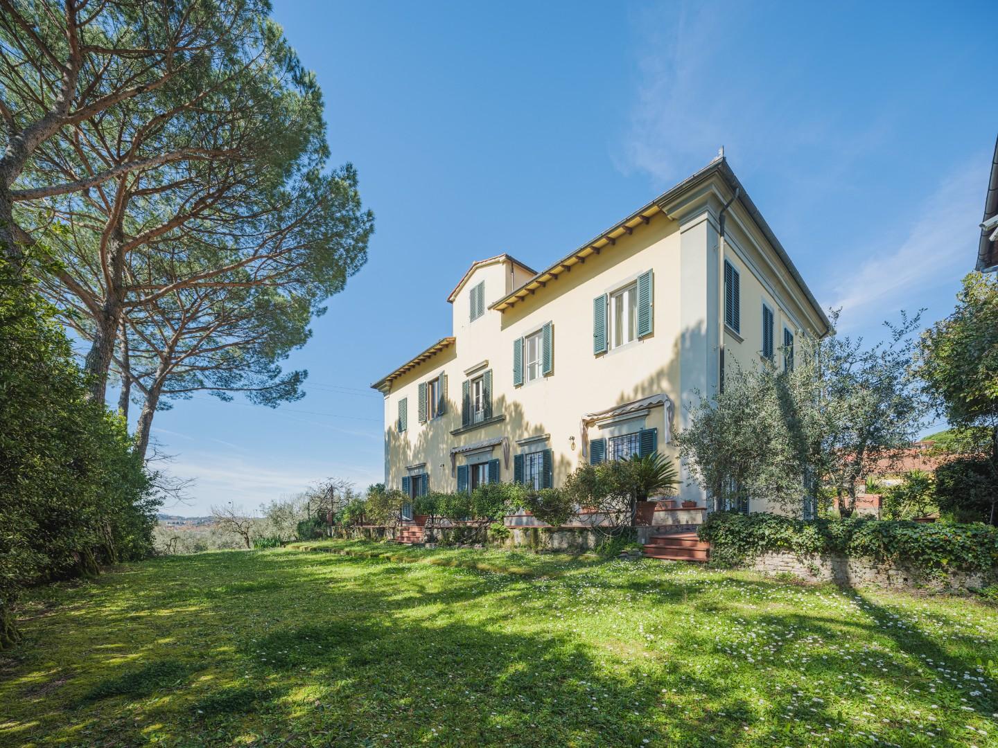 Villa in vendita a Uzzano