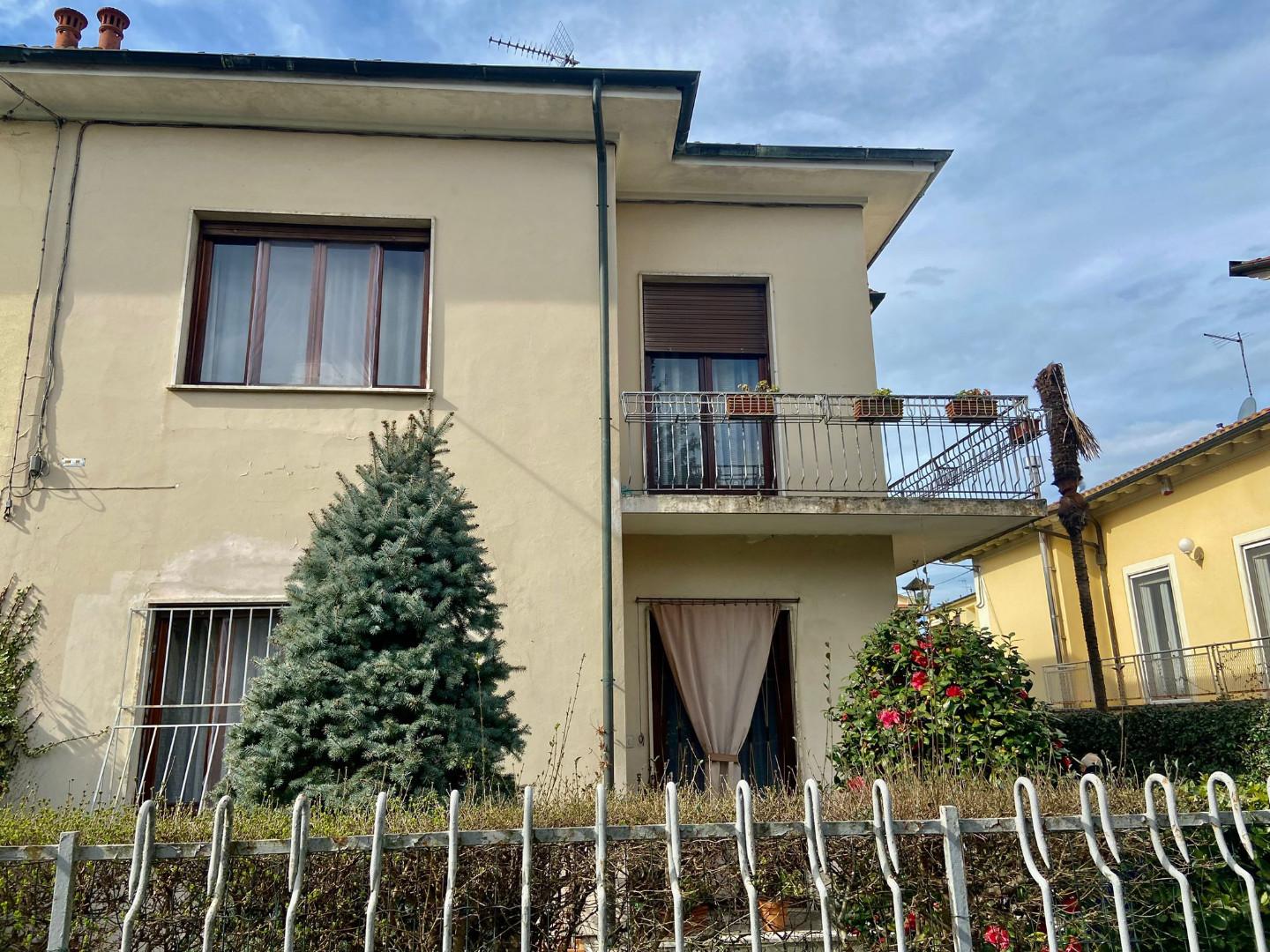 Semi-detached house for sale in Lucca