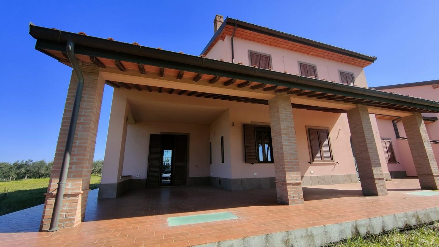 Villa in vendita a Cecina (LI)