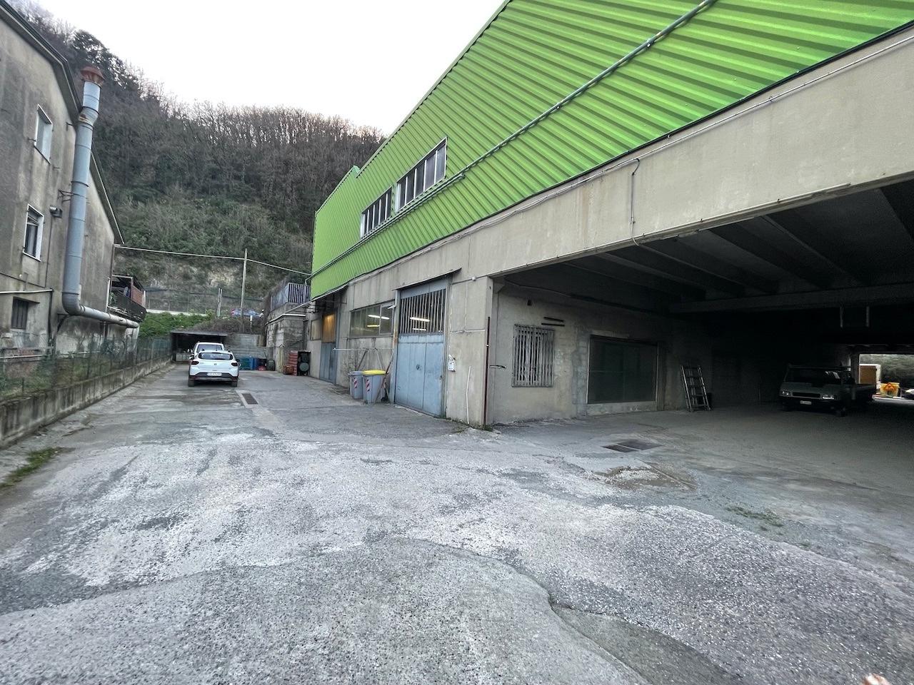 Commercial depot for sale in Vezzano Ligure (SP)