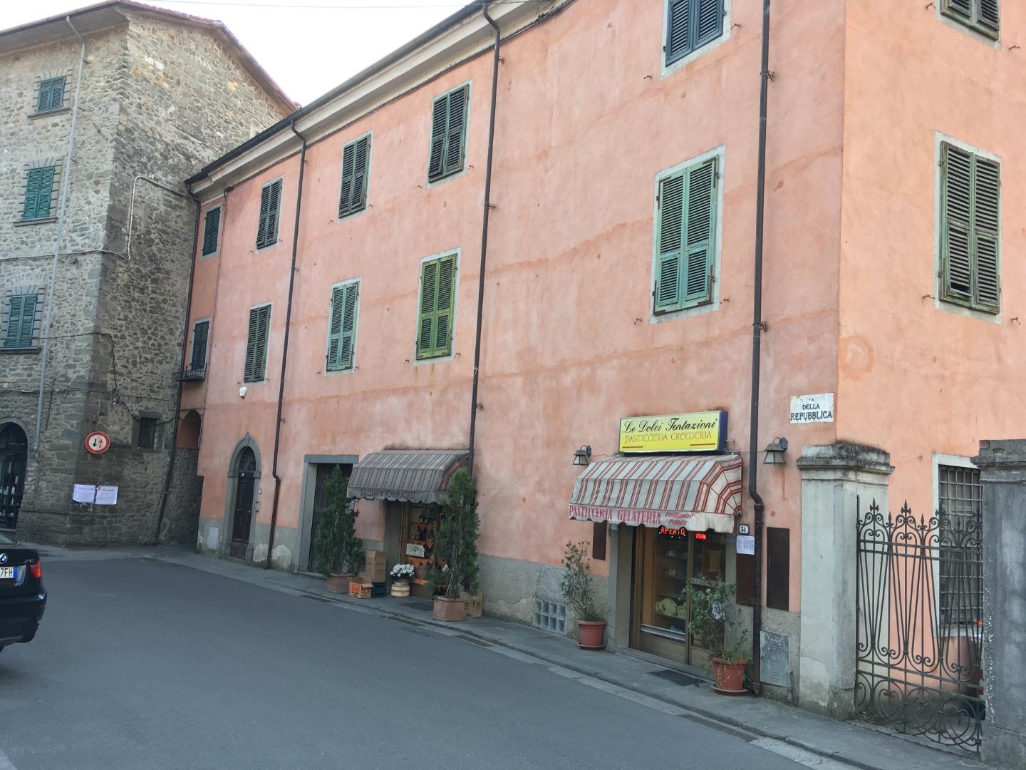 Edificio storico in vendita a Bagnone
