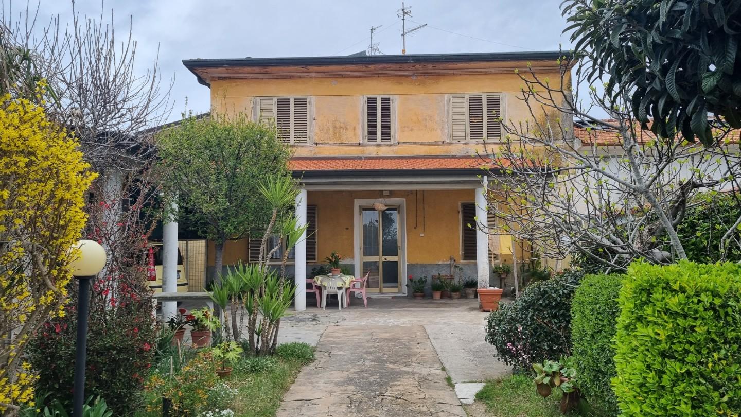 Casa singola in vendita a Viareggio (LU)