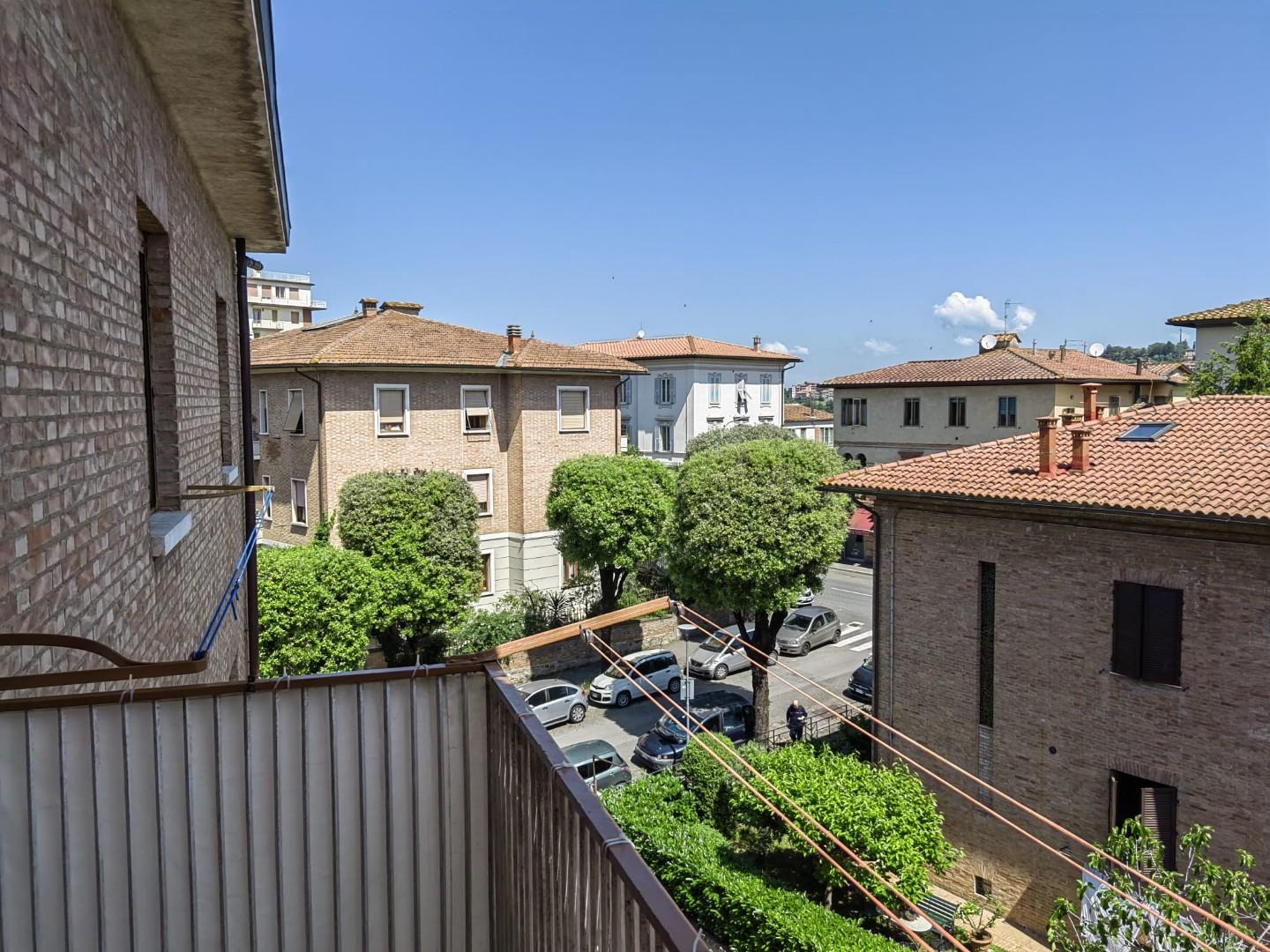 Appartamento in vendita - Mameli, Siena