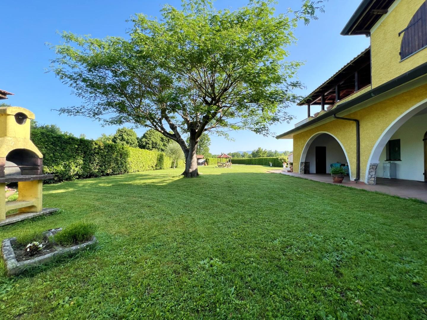 Villa on sale to Capannori (Lucca)