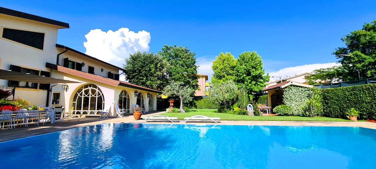 Villa for sale in Crespina Lorenzana (PI)