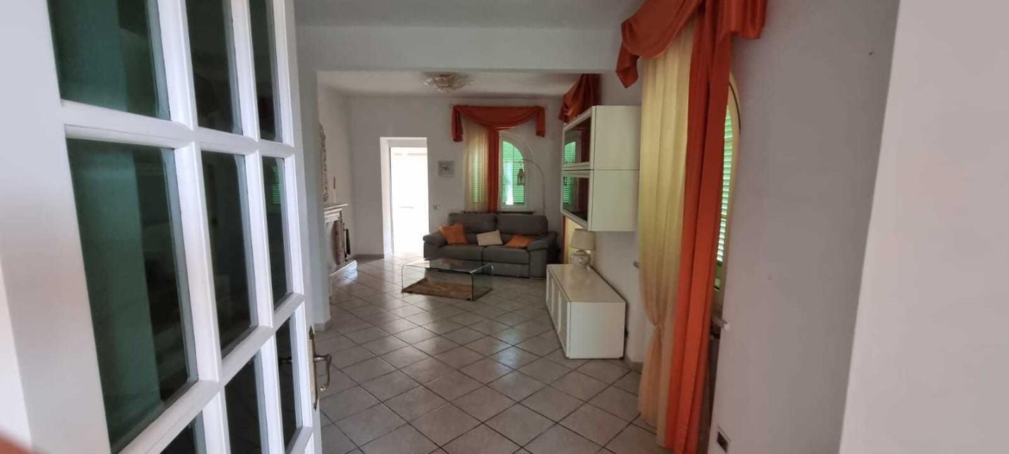 Single-family house for sale in Carrara (MS)