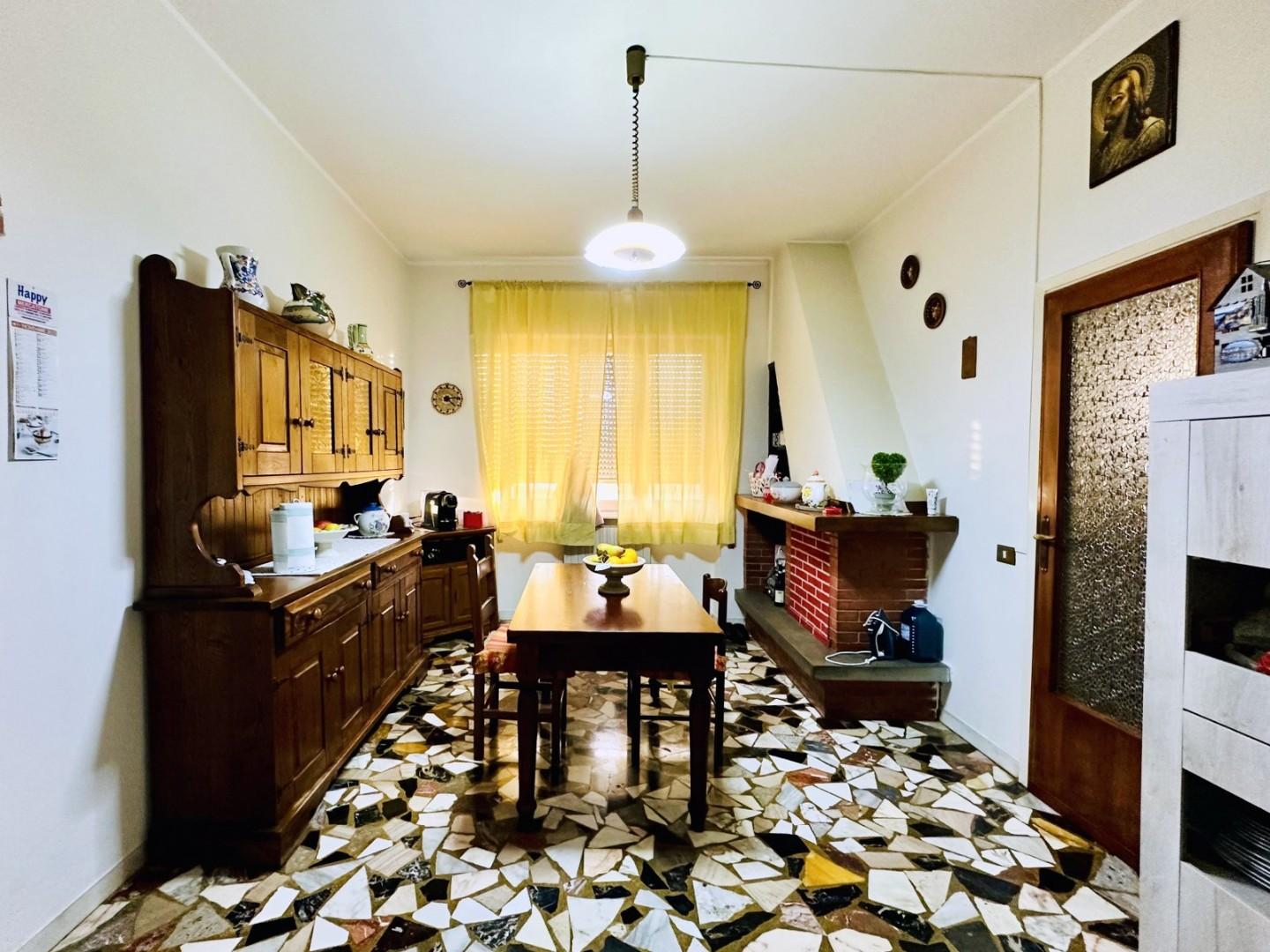 Casa singola in vendita - Vado, Camaiore