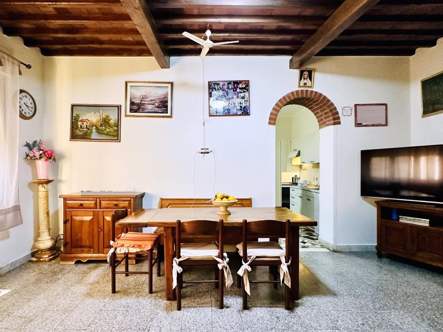 Casa singola in vendita - Vado, Camaiore