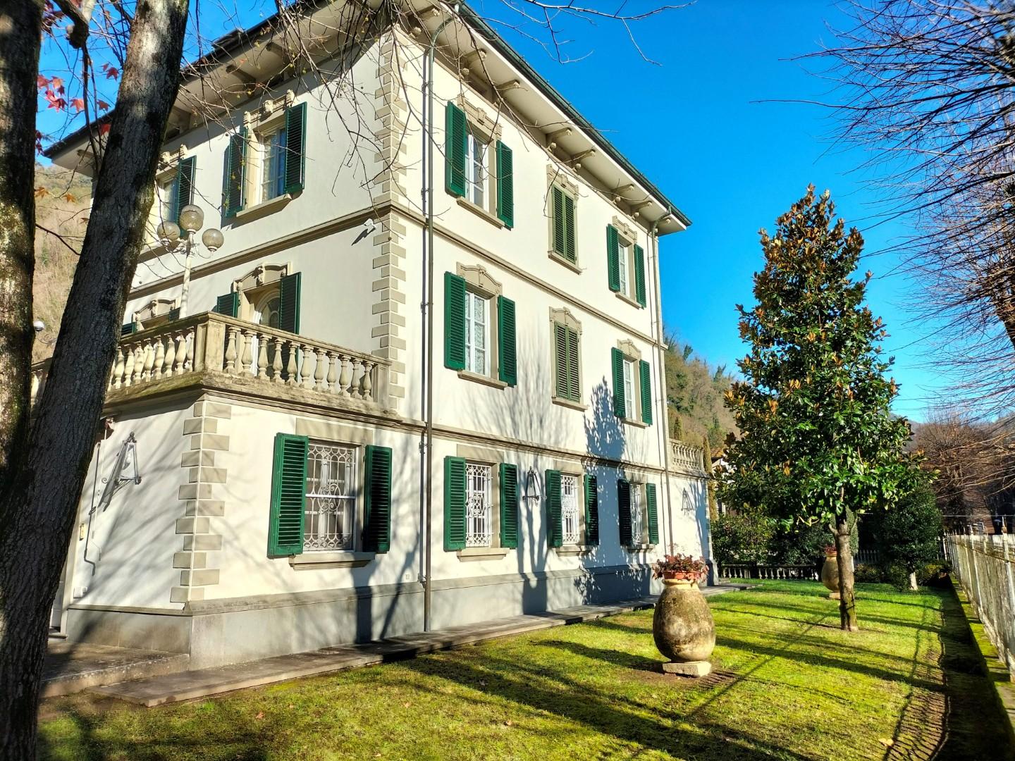 Casa singola in vendita a Lucca