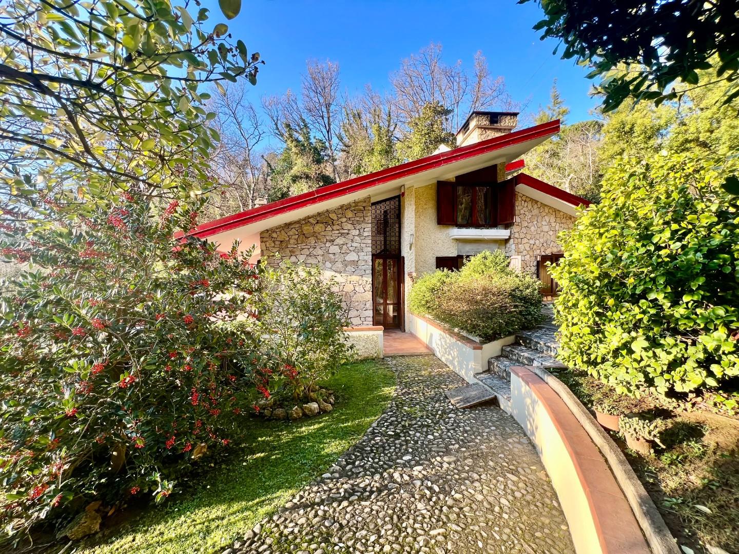 Villa in vendita a San Giuliano Terme (Pisa)