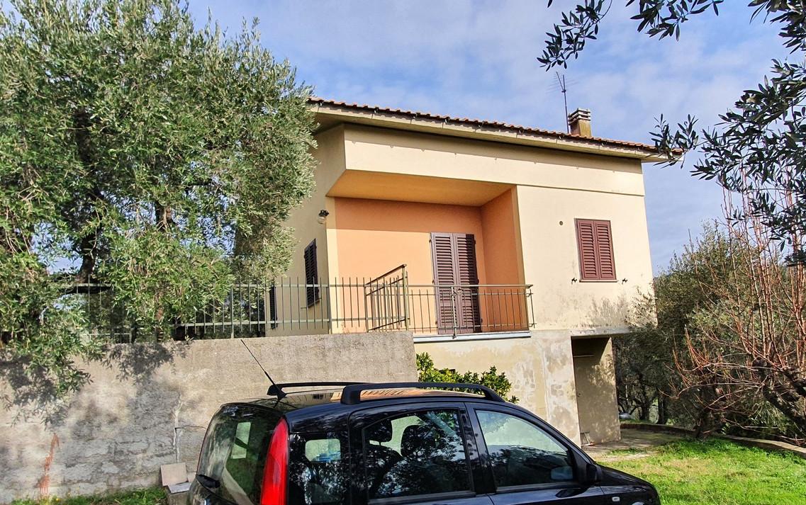 Casa singola in vendita a Lamporecchio