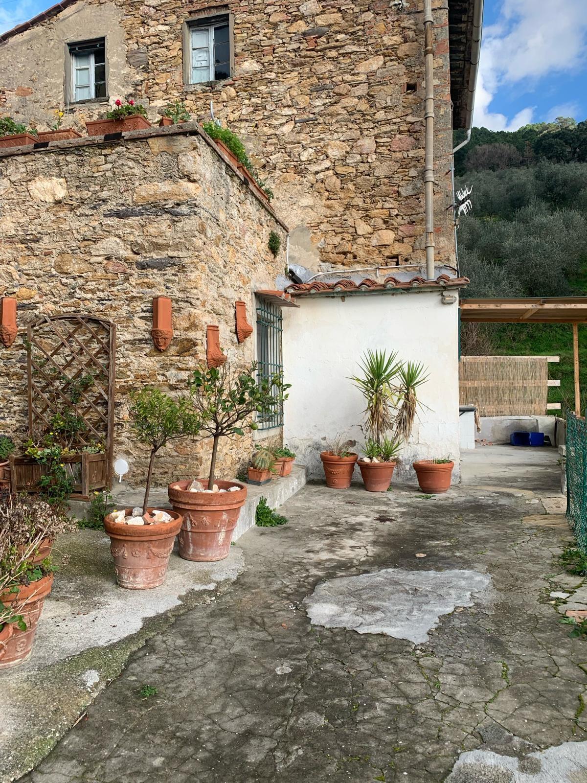 Casa singola in vendita a San Giuliano Terme (PI)