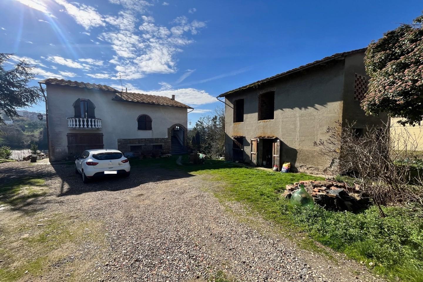 Country house for sale in Montaione (FI)