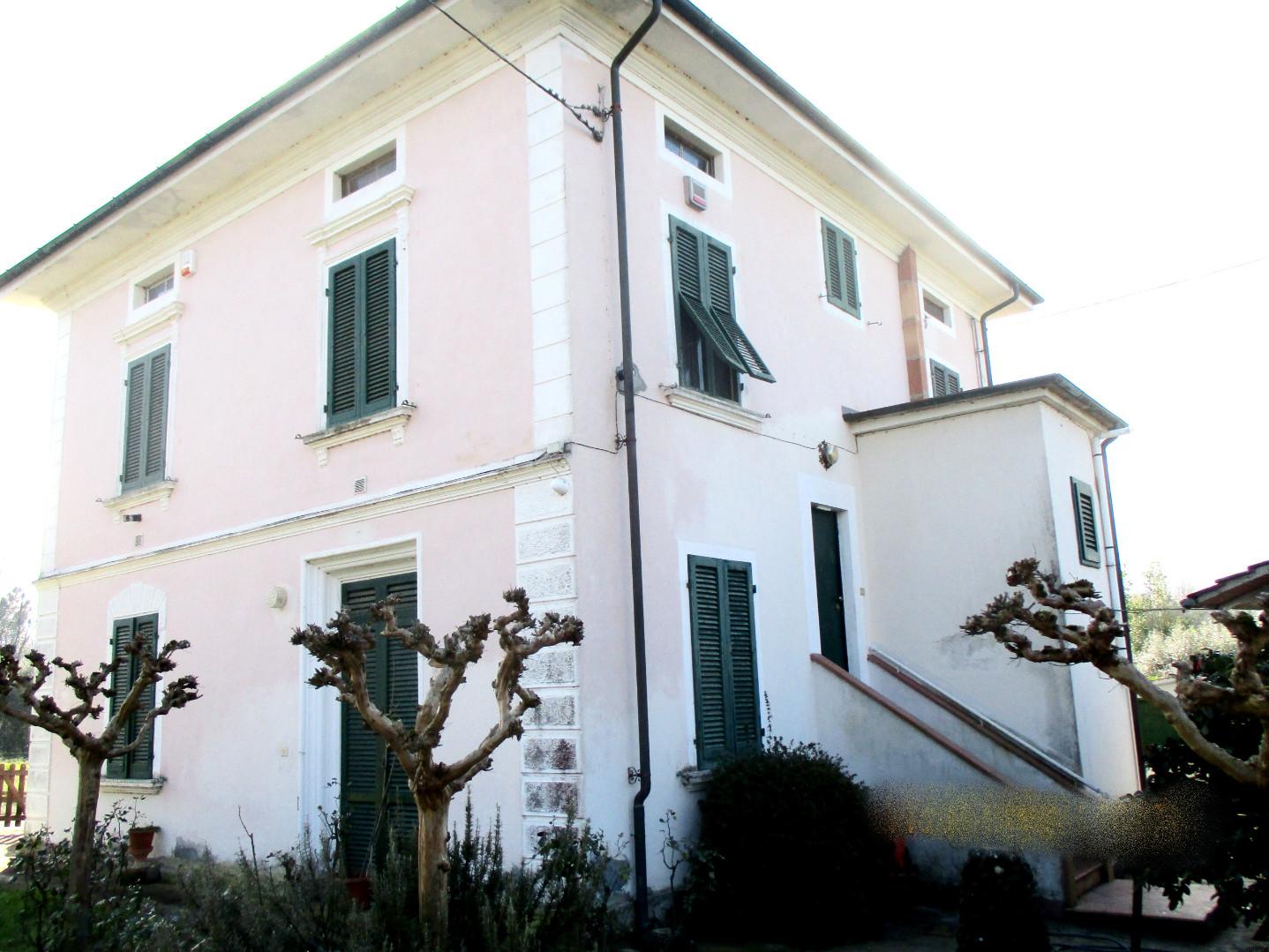 Villa a Castelfranco di Sotto
