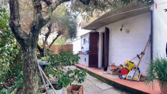 Villetta a schiera angolare in vendita a Bientina | Agenzia Toscana Immobiliare