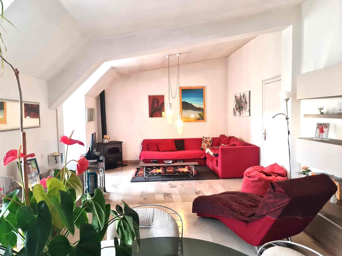 Appartamento in vendita a Zona Centro/colle Bassa, Colle Di Val D'elsa (SI)