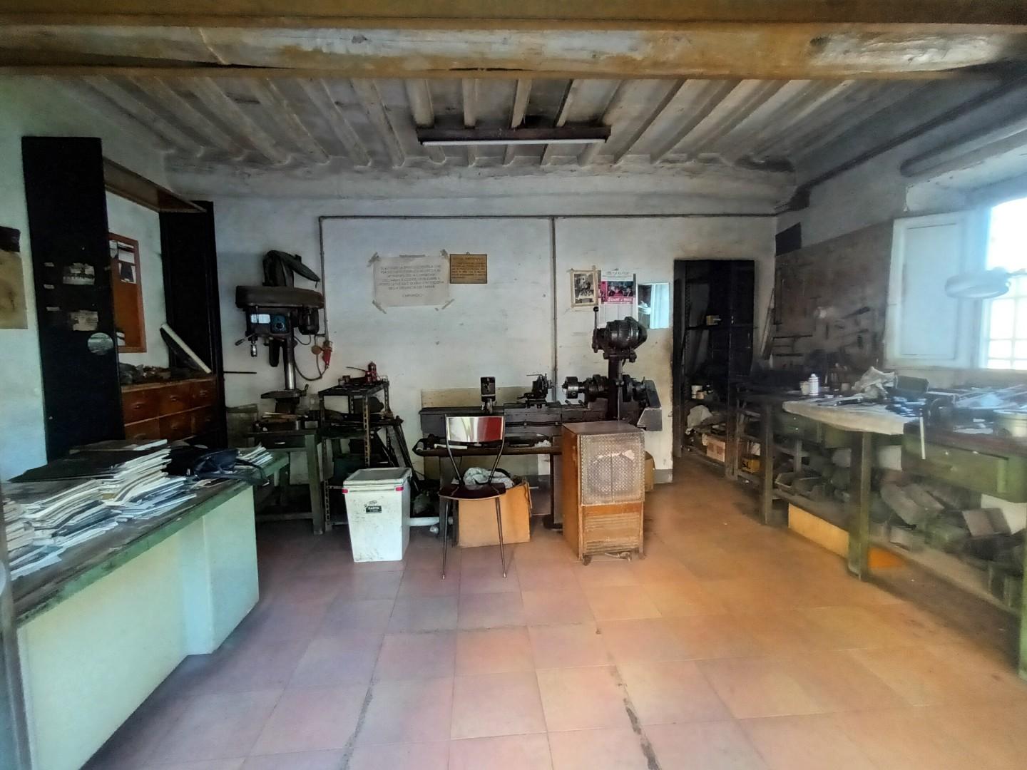 Laboratorio in vendita a Monte San Quirico, Lucca (LU)