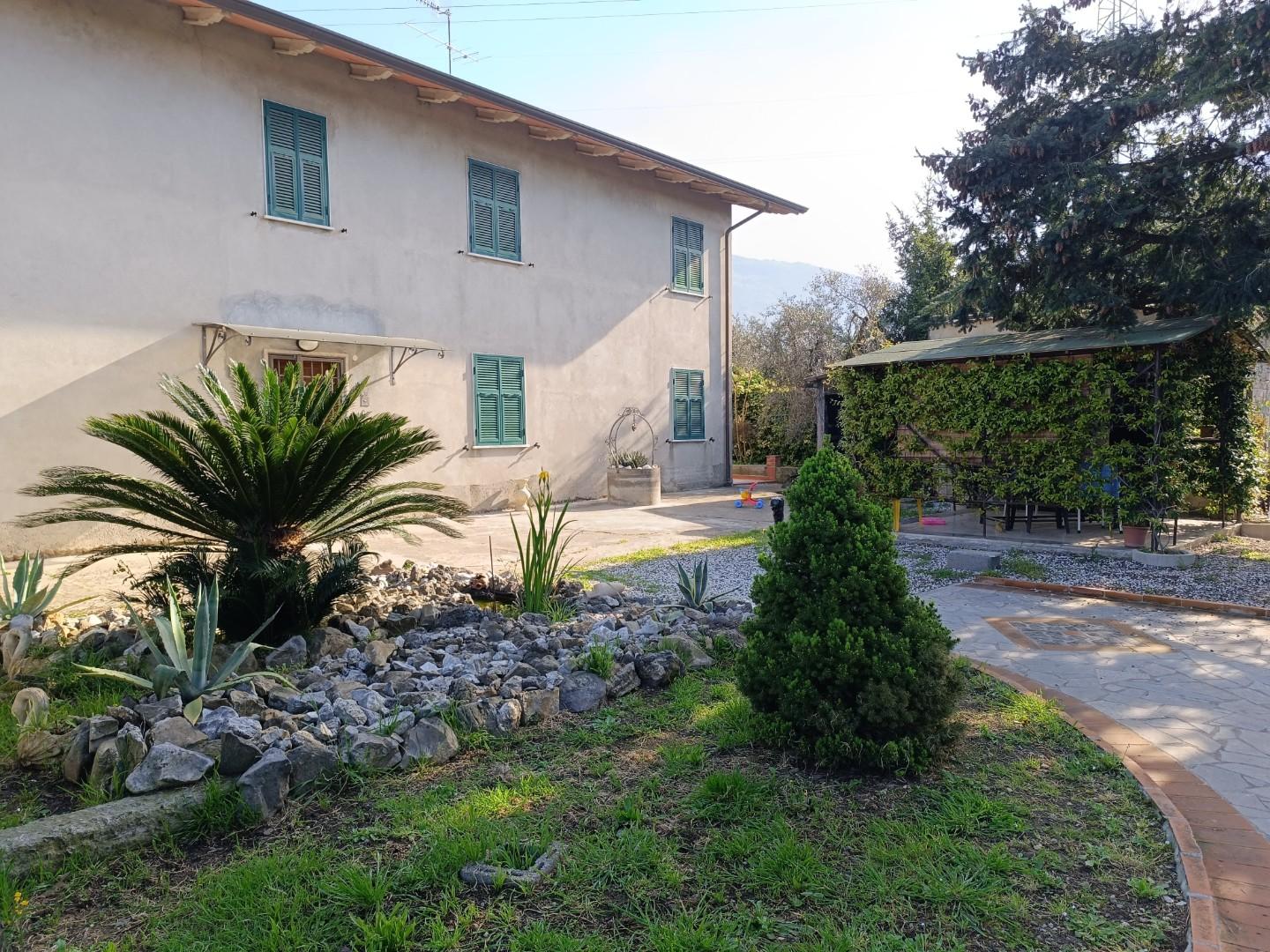 Casa semi-indipendente in vendita a Colombiera, Castelnuovo Magra (SP)