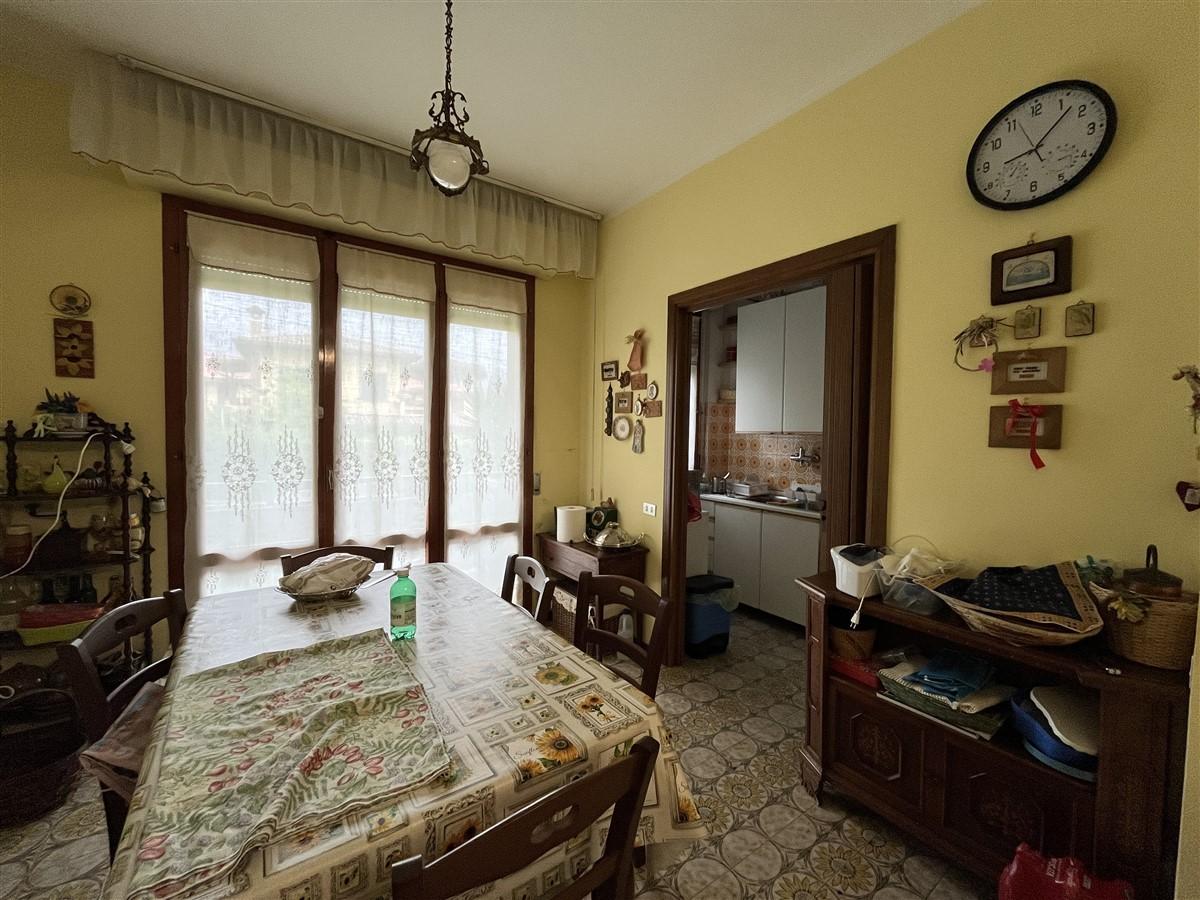 Appartamento in Vendita a Massa- Carrara