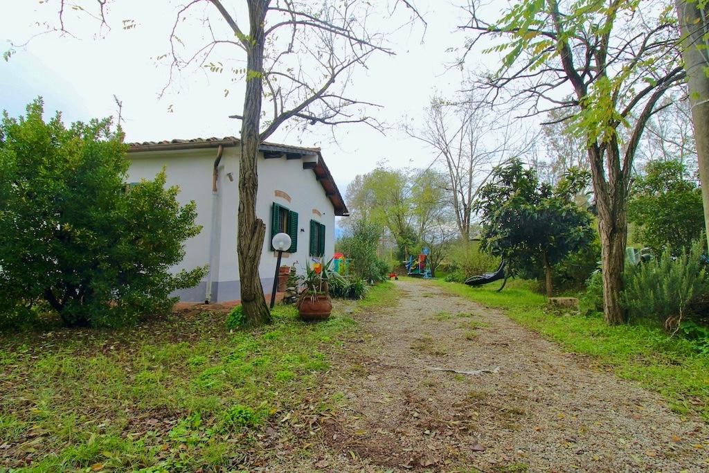 Viareggina in vendita a Terricciola | Agenzia Toscana Immobiliare