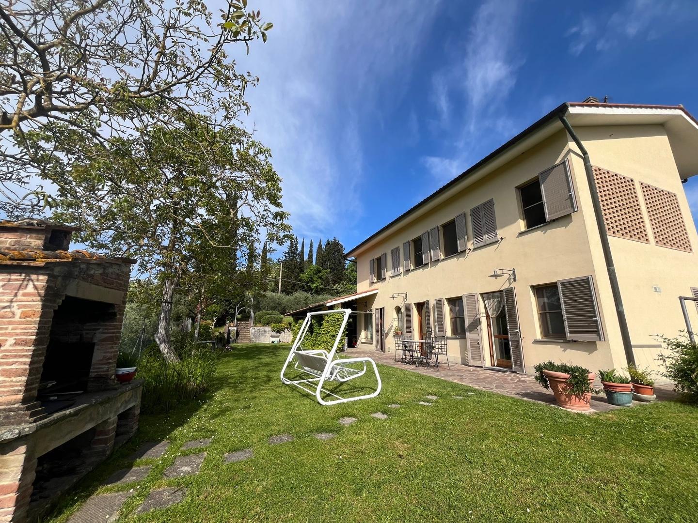 Casale in vendita a Palaia | Agenzia Toscana Immobiliare