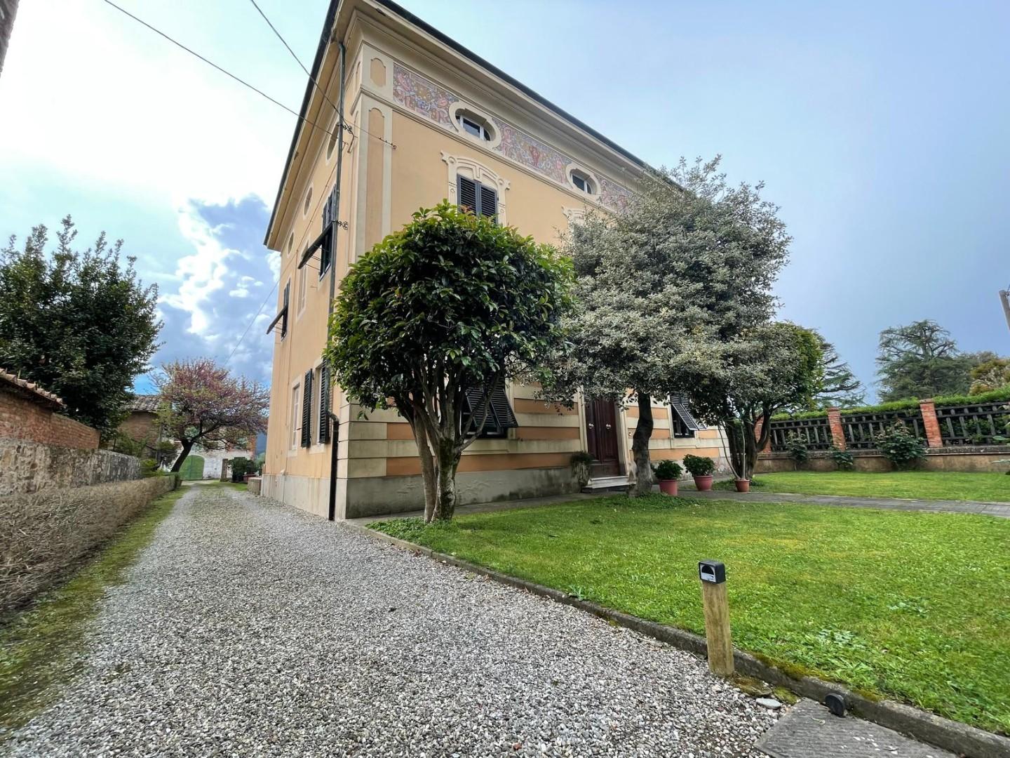 Villa - Carraia, Capannori (29/41)